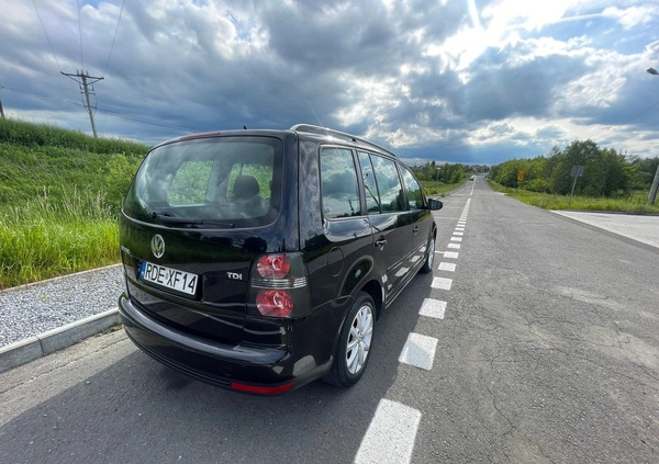 Volkswagen Touran cena 24000 przebieg: 287000, rok produkcji 2010 z Września małe 379